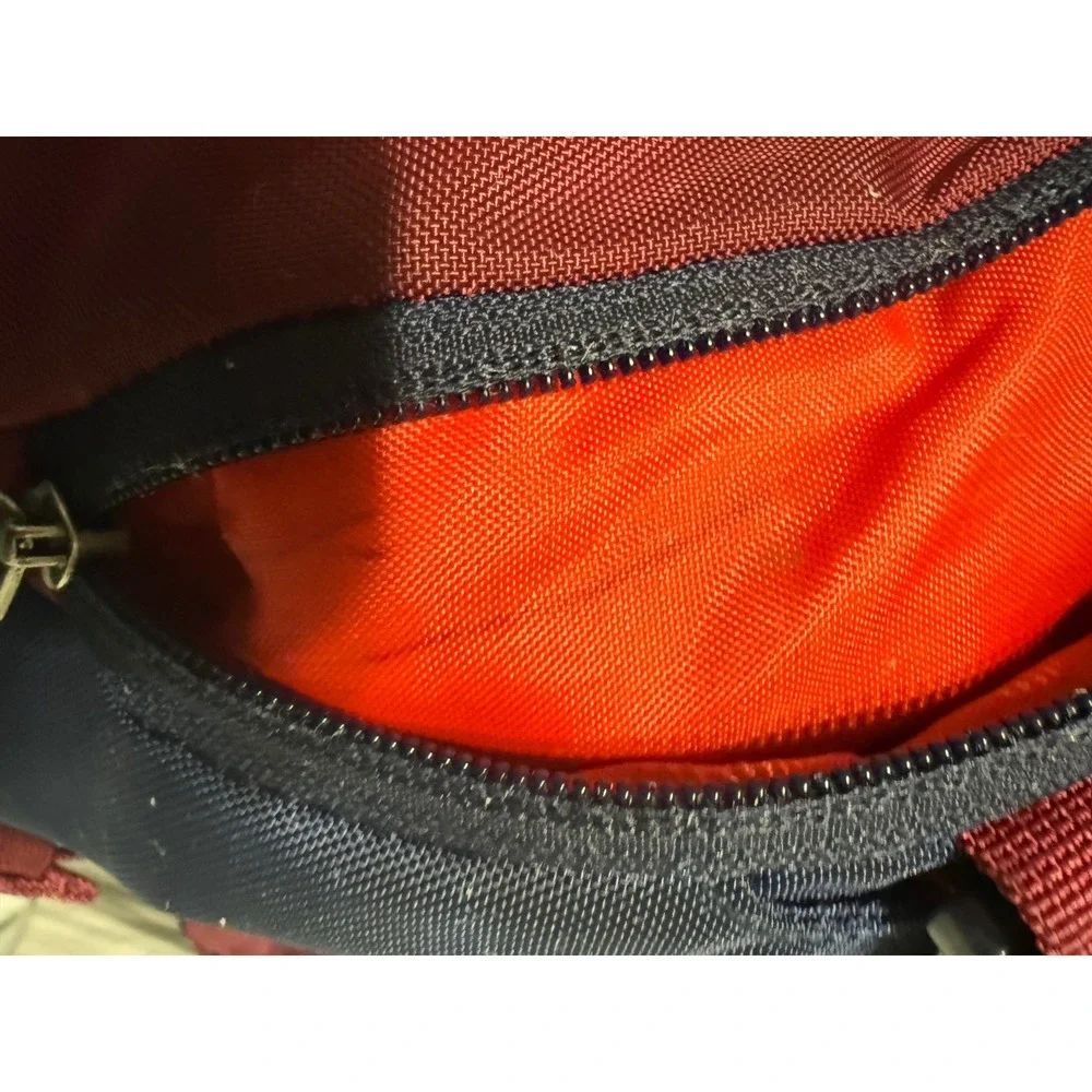 Patagonia Atom 8L Sling Bag Burgundy Navy Blue Crossbody Backpack 48261